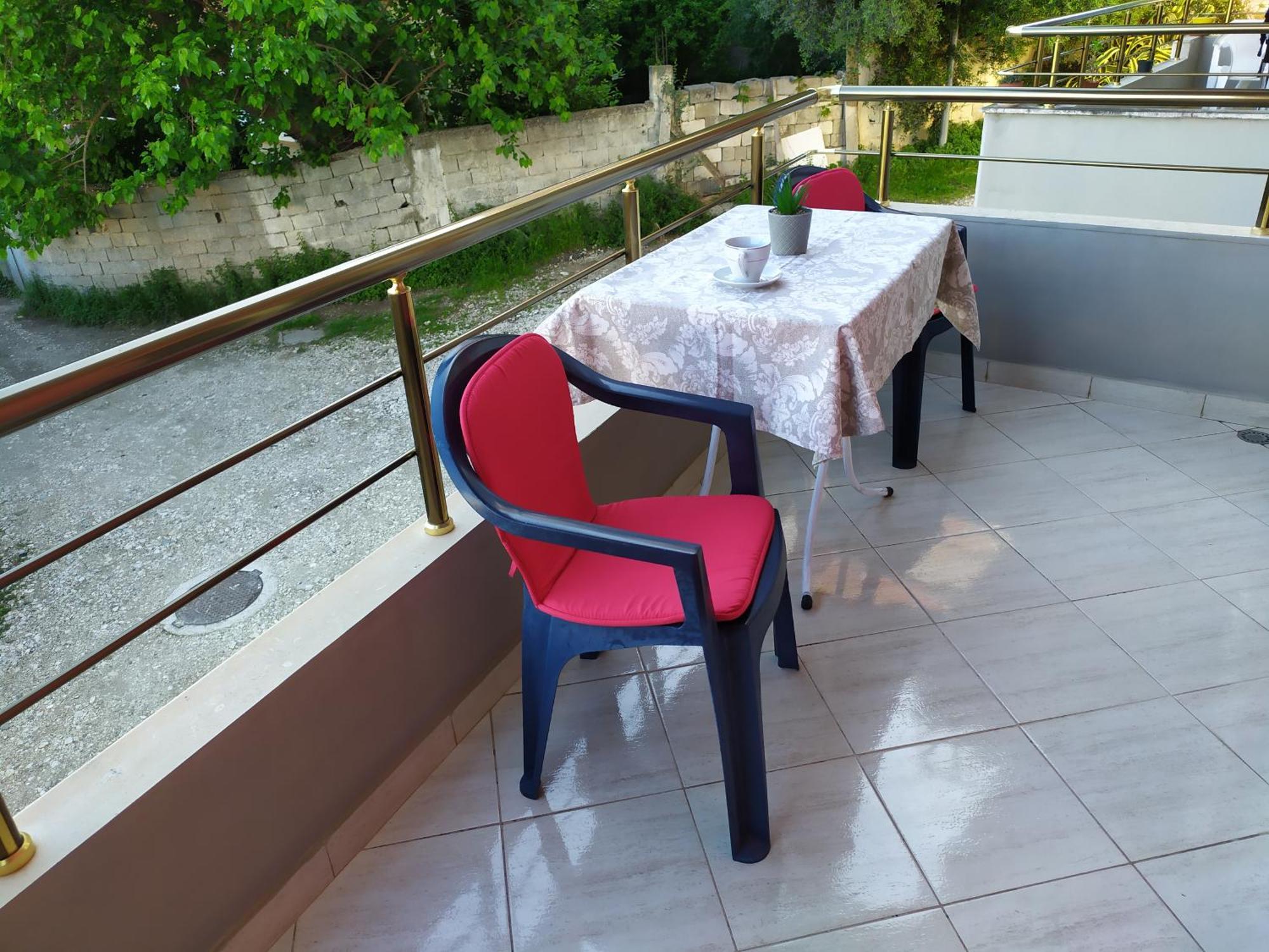 Valbona Apartments Vlorë Екстериор снимка